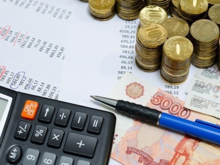 ФНС предложила уменьшить базу по взносам для ИП на УСН